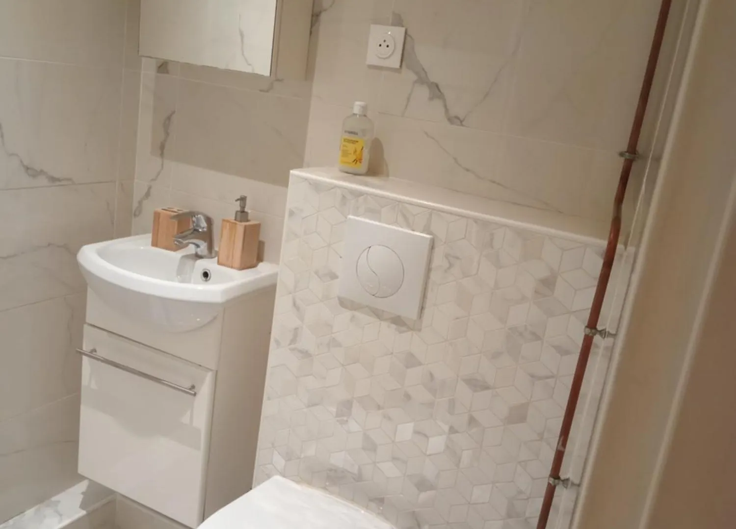 2 Pieces Proche Centre Villes Paris Apartment